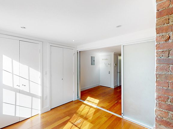 4th image of 195 E 4th St APT 11