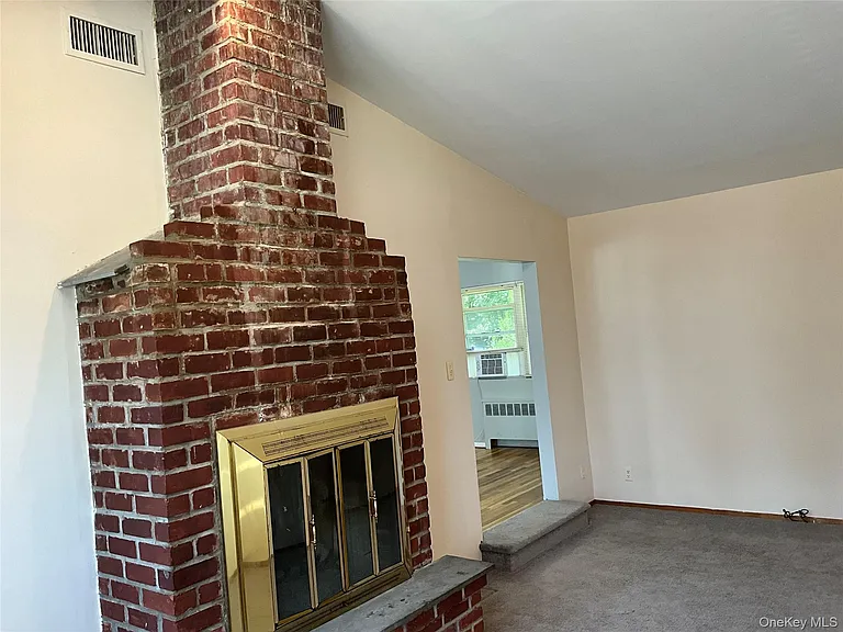 195 Central Park Rd — Photo 7