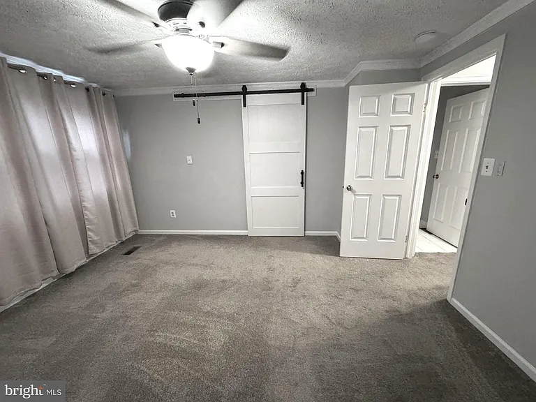 3634 Handel Ct — Photo 12
