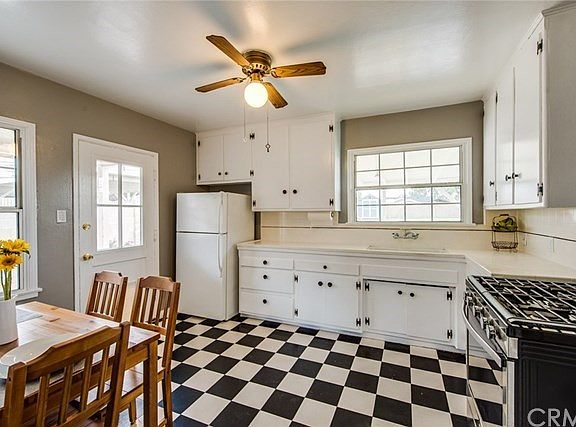 3rd image of 13824 Birkhall Ave