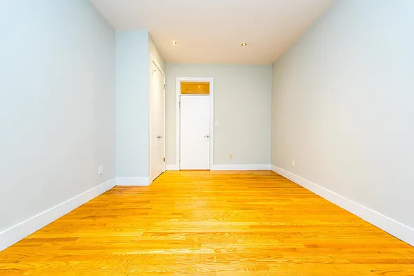 Rented by Nooklyn NYC LLC | media 39