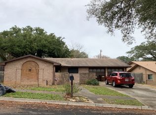6106 Forest Bnd, San Antonio, TX 78240
