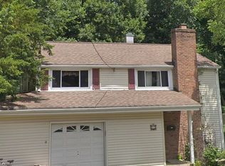 43 Malcolm St, Waldwick, NJ 07463
