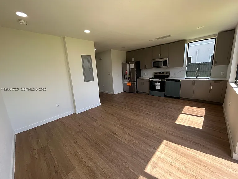 19426 SW 125th Ave #0 — Photo 7