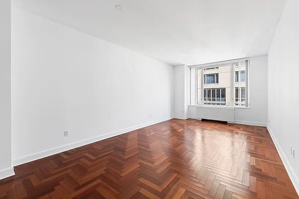 Rented by The Bracha Group | media 13