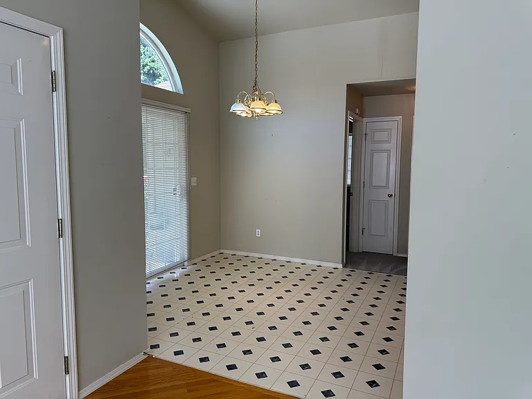 2359 S Ginger Pl — Photo 5