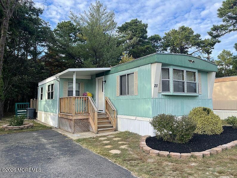1st image of 20 Eagle Drive