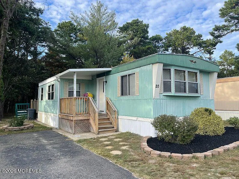 20 Eagle Drive photo 1