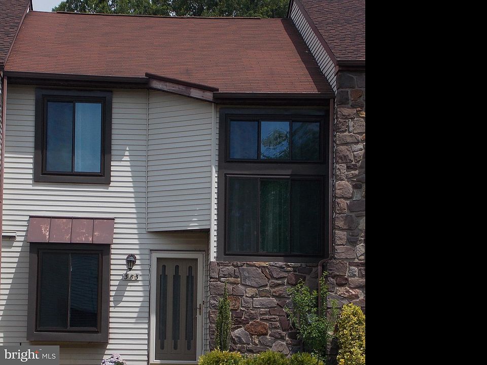 1st image of 383 Milford Ct