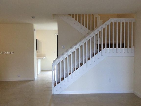 2nd image of 18300 NW 90 Ct