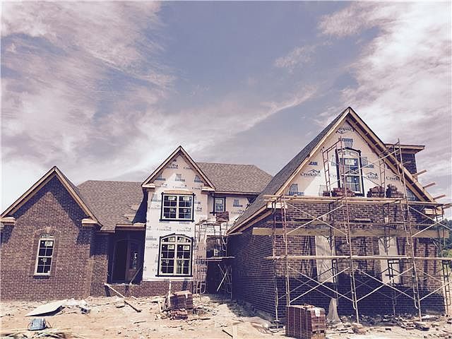 1st image of 200 Arrlington Dr Lot 32