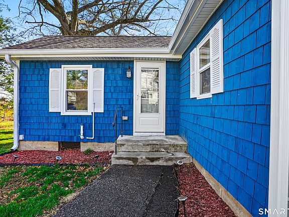 4th image of 73 Jeannette Street
