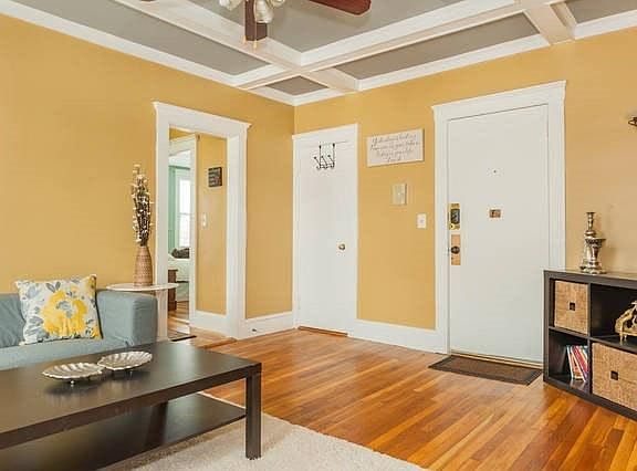 2nd image of 130 Sutherland Rd APT 5
