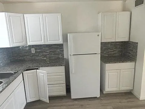 6904 Wagon Wheel Dr — Photo 2