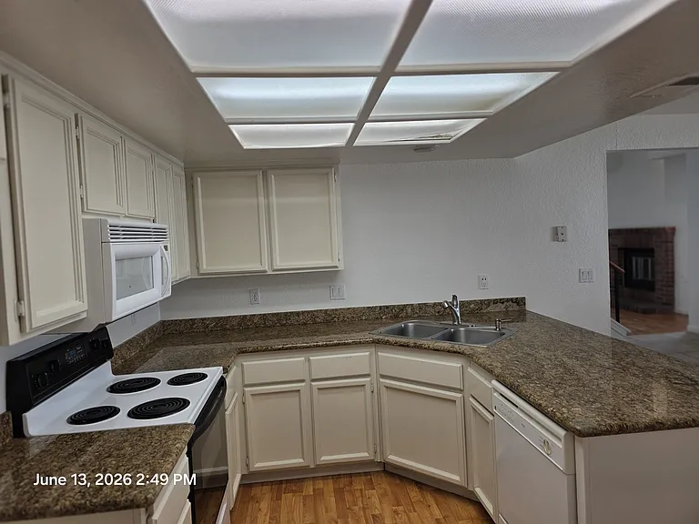 5139 Tweed Ct — Photo 9