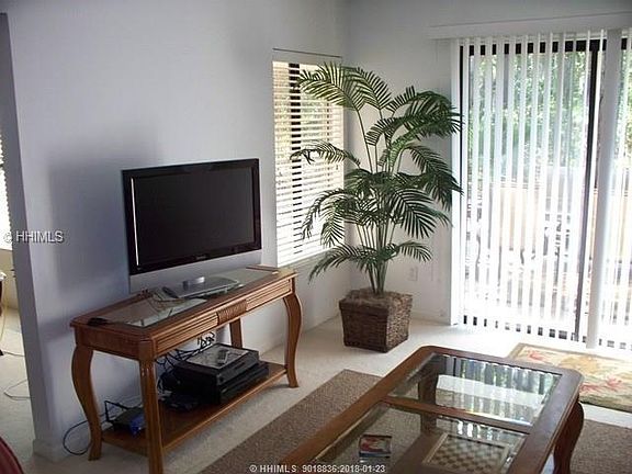 4th image of 7 Wisteria Ln