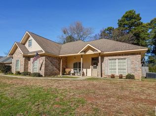 6910 Woodmere Ct, Texarkana, TX 75503