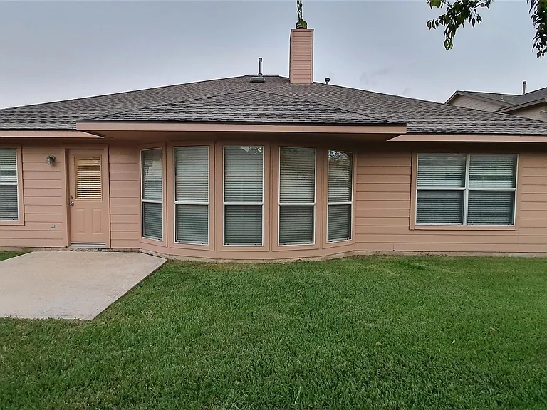 5631 Beaver Pass Ln — Photo 23