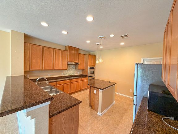5th image of 2250 Howry Dr