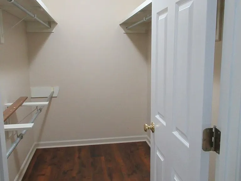 3590 Oleander Dr — Photo 21