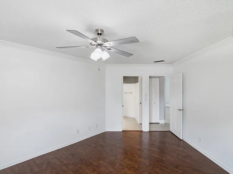 21583 Villa Nova Dr — Photo 39
