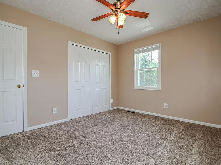 12433 Webster Rd — Photo 37