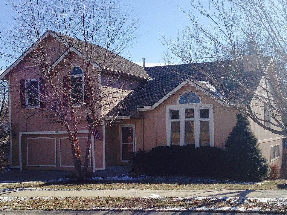 1st image of 11237 Lakeview Dr