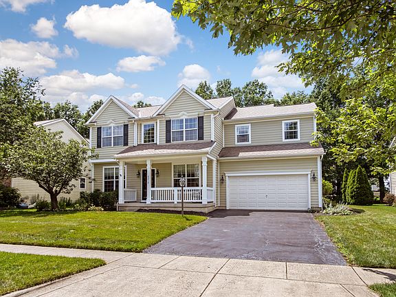 4th image of 8218 Wildflower Dr