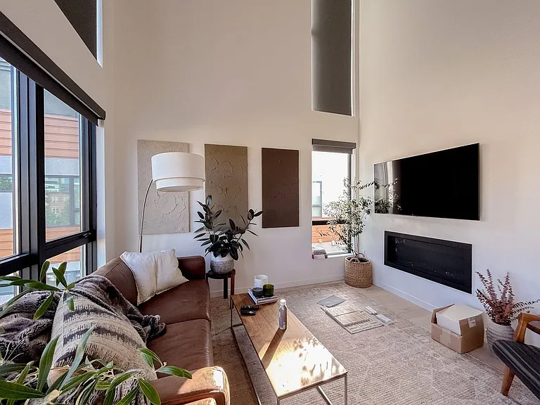 1735 Central St #511 — Photo 7