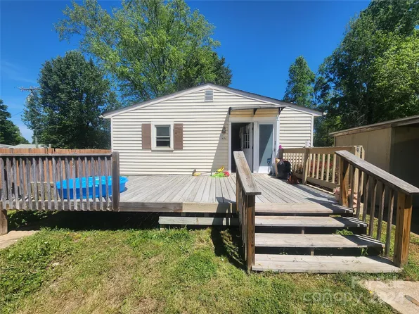 2604 McGill St, Kannapolis, NC 28081