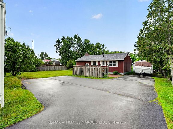 3rd image of 4868 County Road 20 Rd