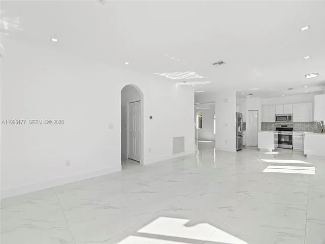 15786 SW 141st St — Photo 3