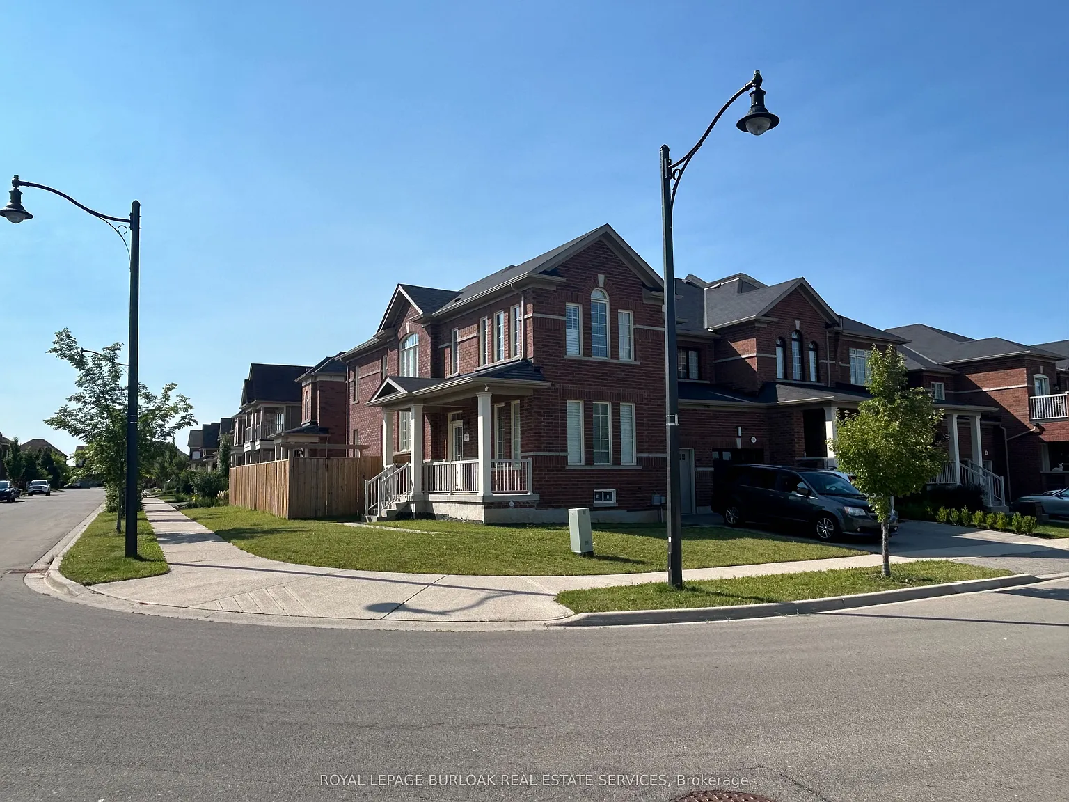 3 bed, $3,600 — Photo 2