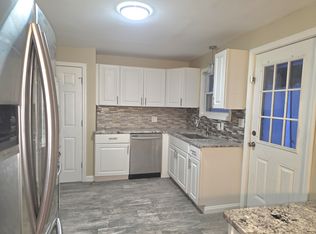 7 Brainard Rd, Wilbraham, MA 01095