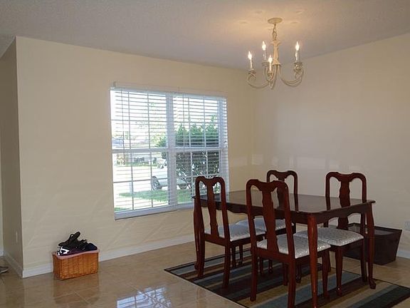 4th image of 15273 Sugargrove Way
