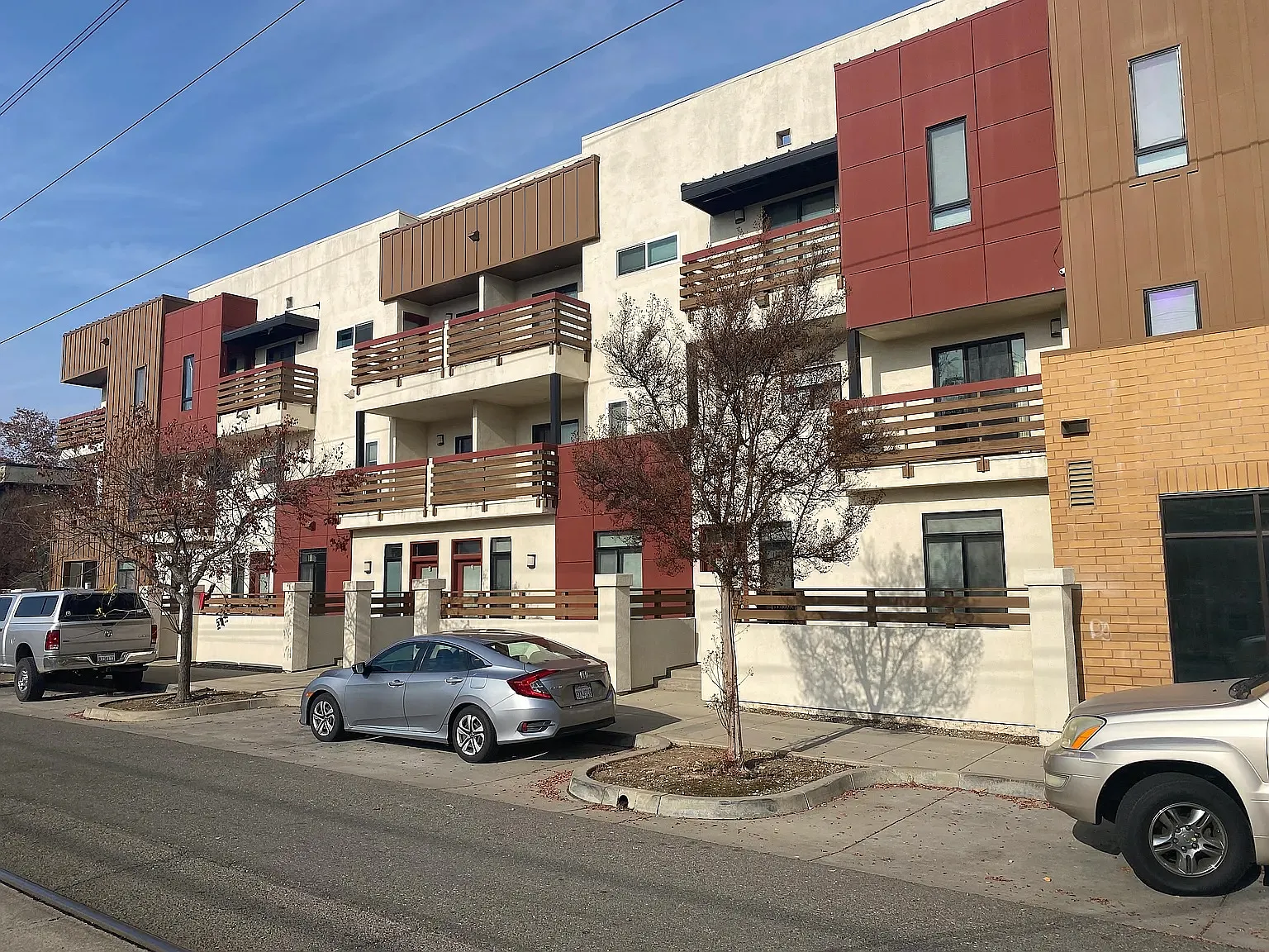 2 bed, 2.5 bath, 1080 sqft, $2,600 — Photo 1