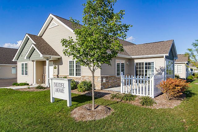 1st image of 2035 W Somerset Ln #2035