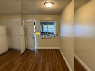 983 Elm Ave, Atwater, CA 95301