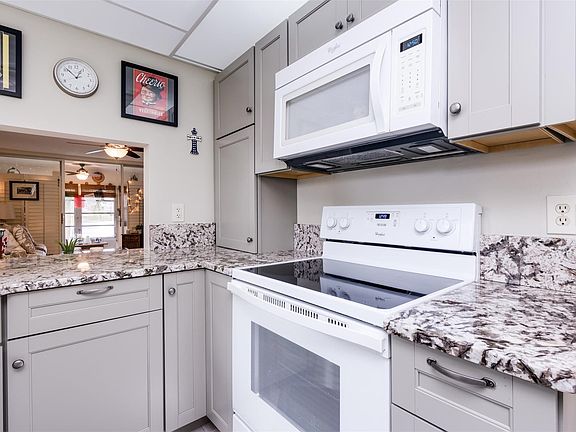 2nd image of 5901 NW 61st Avenue #101