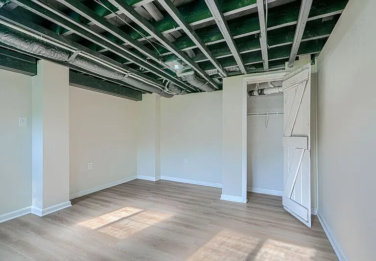 2976 Cornwall Rd #1 — Photo 15