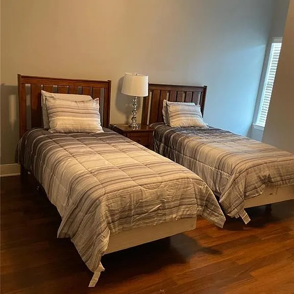 1412 E Keeton Ave #18 — Photo 9
