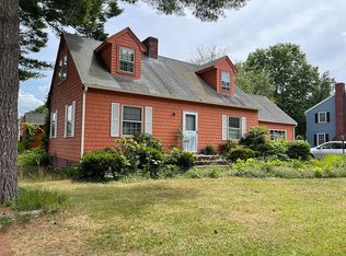 32 Evergreen Dr, Seabrook, NH 03874