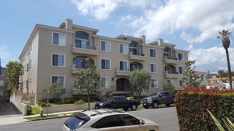1st image of 1725 Butler Ave APT 303