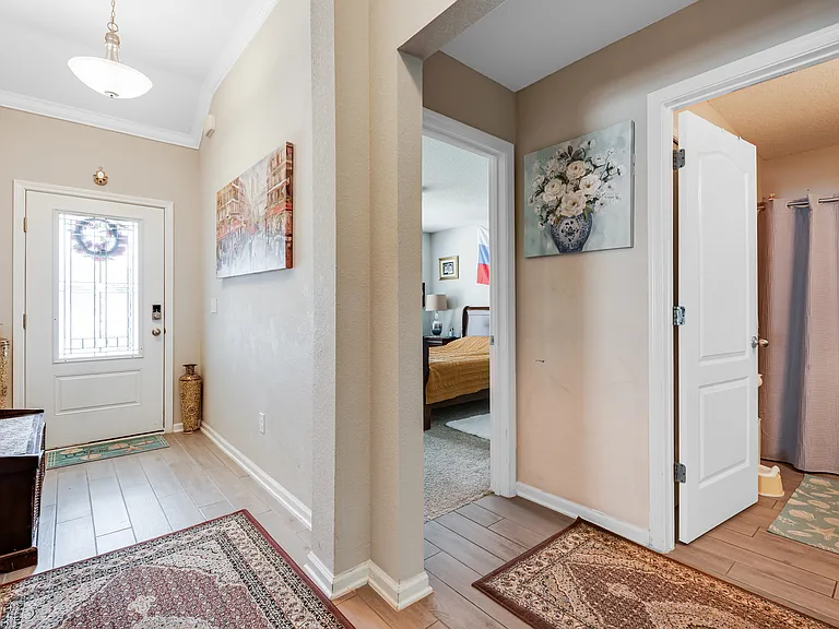 31 Glasgow Dr — Photo 9