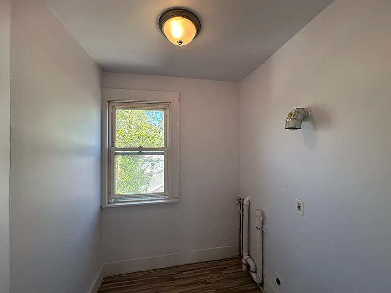 7 Hill St #2 — Photo 16