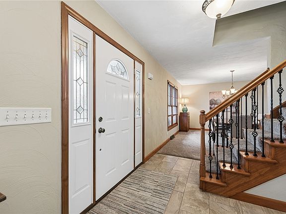 3rd image of 5070 Cypress Dr