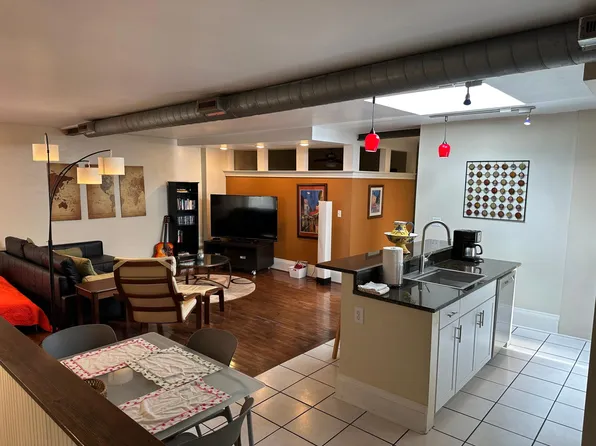 3 W Hollister St APT 3, Cincinnati, OH 45219