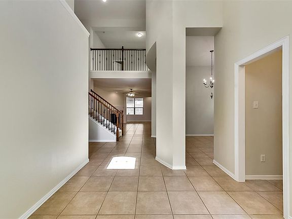 3rd image of 1931 Highland Haven Ln