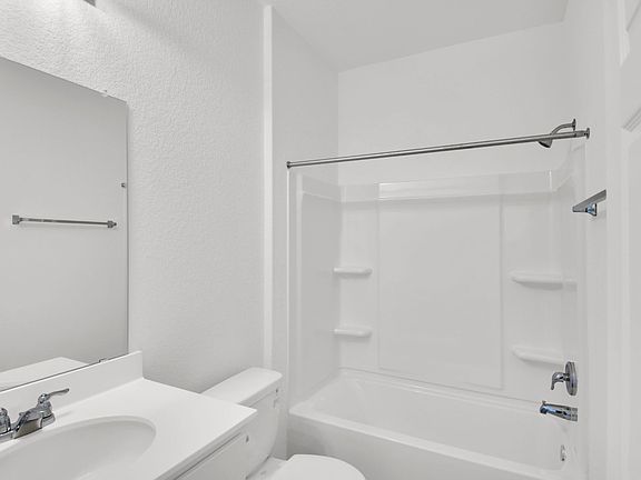 3rd image of 269 Redonda Dr