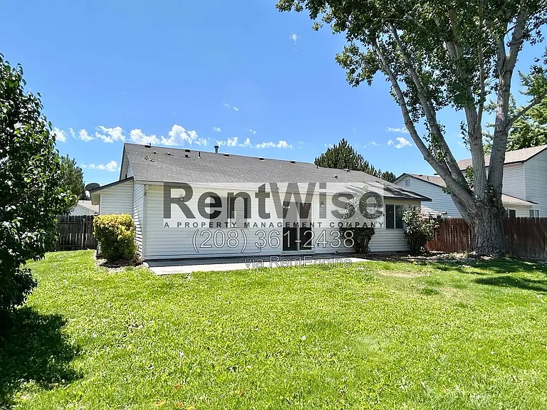 14232 Carolina St — Photo 16